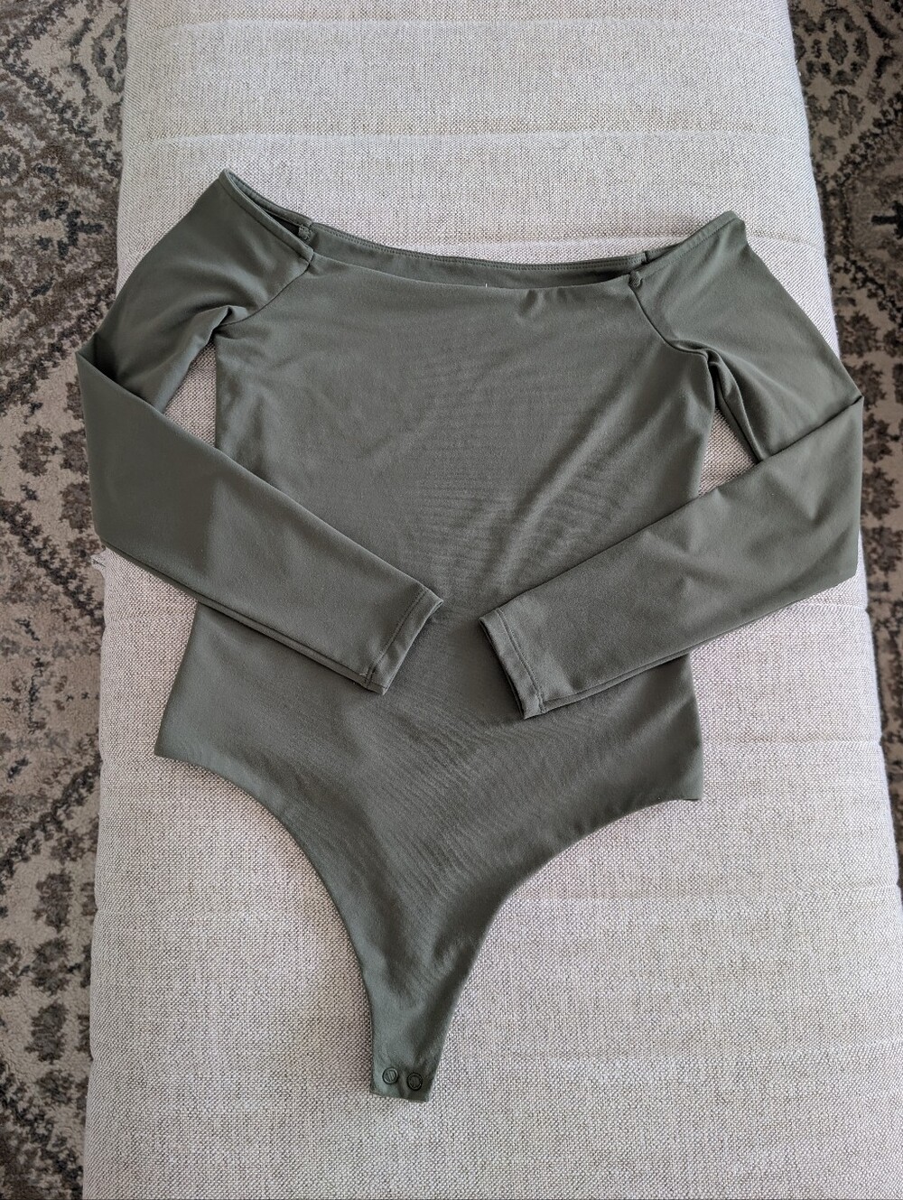 nuuds Off-the-Shoulder Long Sleeve Bodysuit - Olive Green | Size S